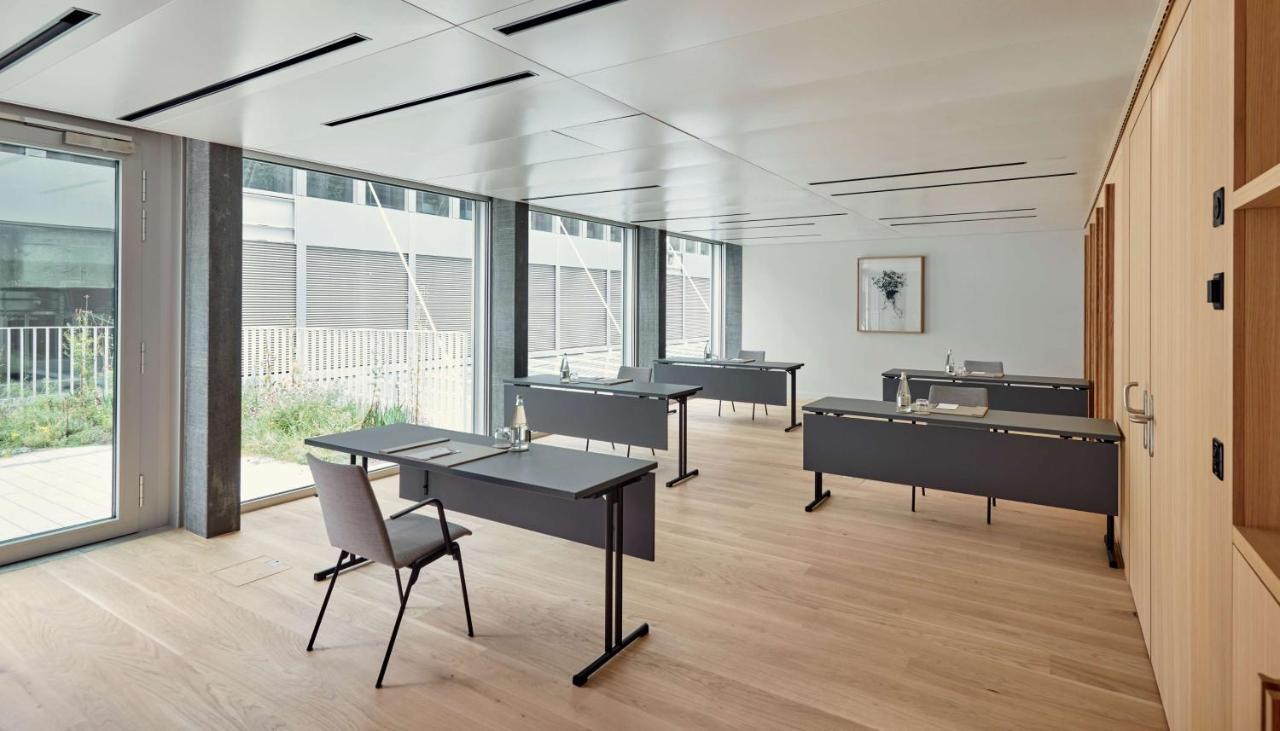 Hyatt Regency Zurich Airport Circle Hotel Kloten Bagian luar foto