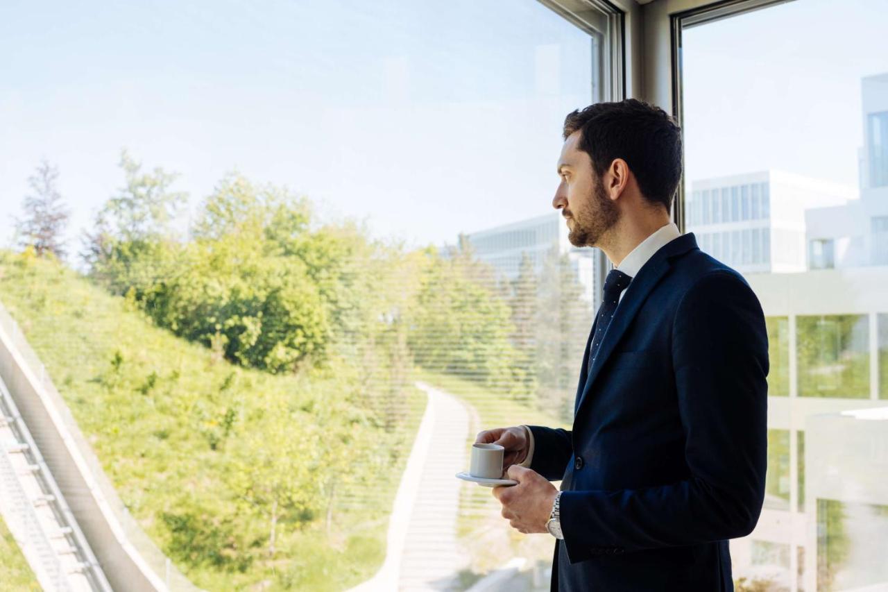 Hyatt Regency Zurich Airport Circle Hotel Kloten Bagian luar foto